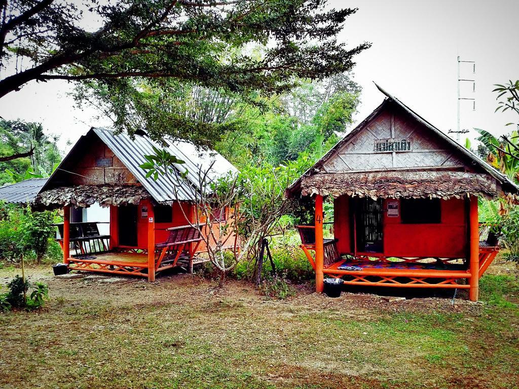 Baan Pai Likit Hotel Exterior foto